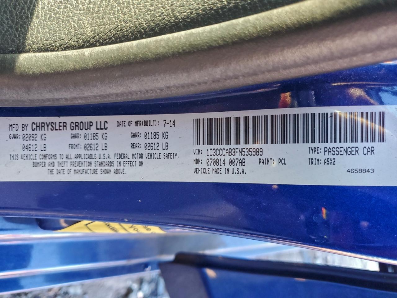 Chrysler 200 Limited Image 6