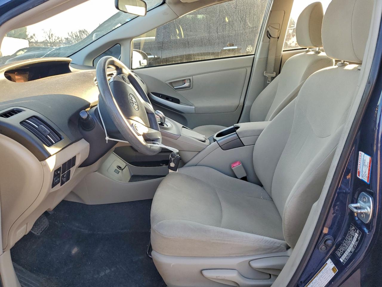 Toyota Prius Image 9