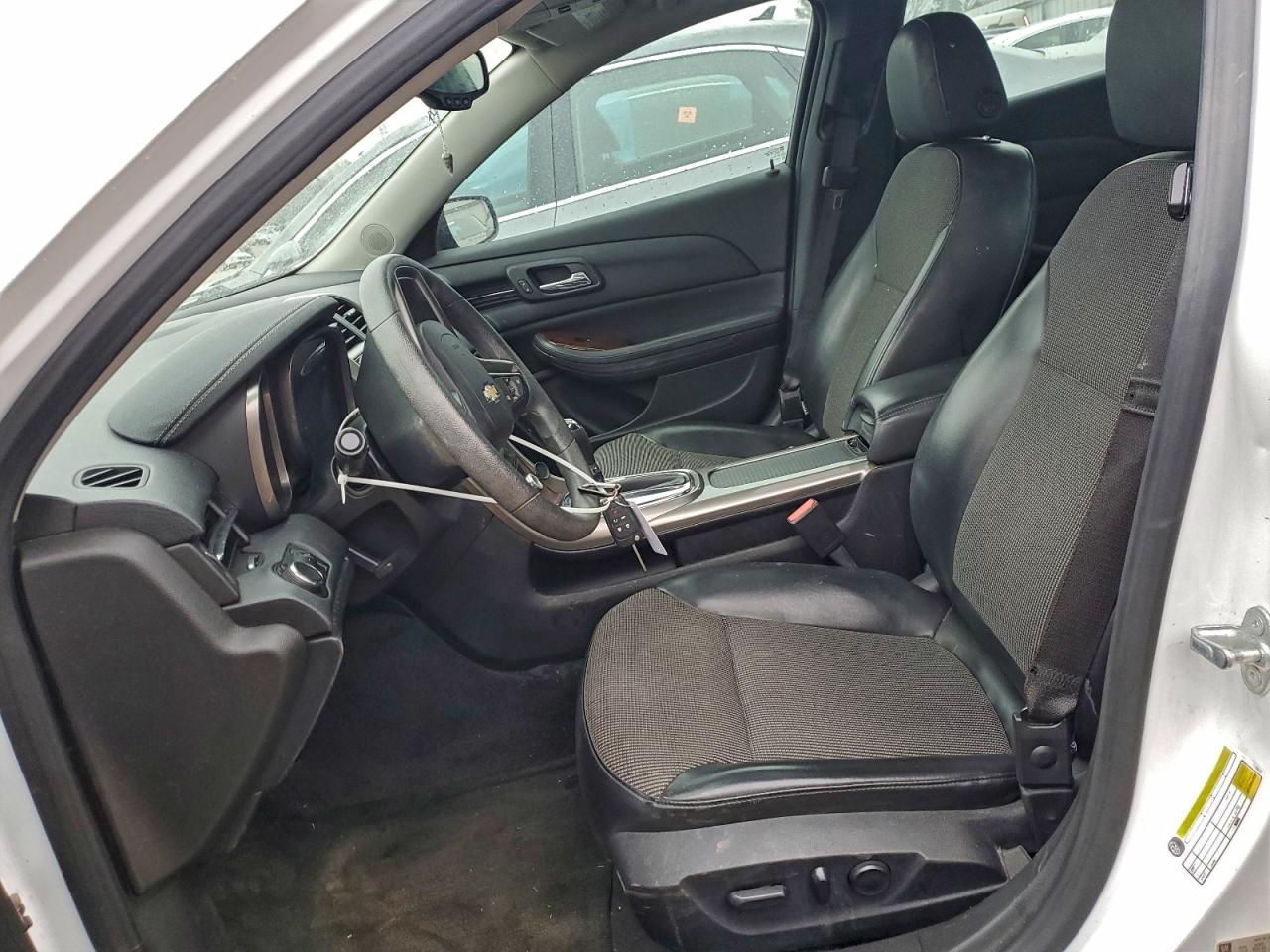 Chevrolet Malibu 1lt Image 11