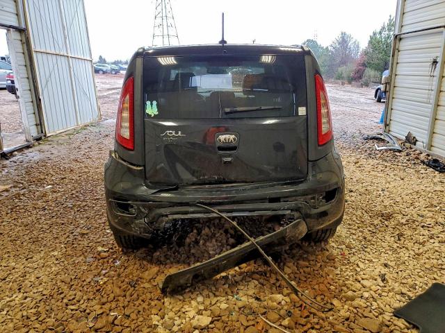 Kia Soul + Image 10
