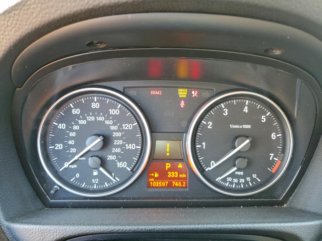 BMW 3 Series I Image 11