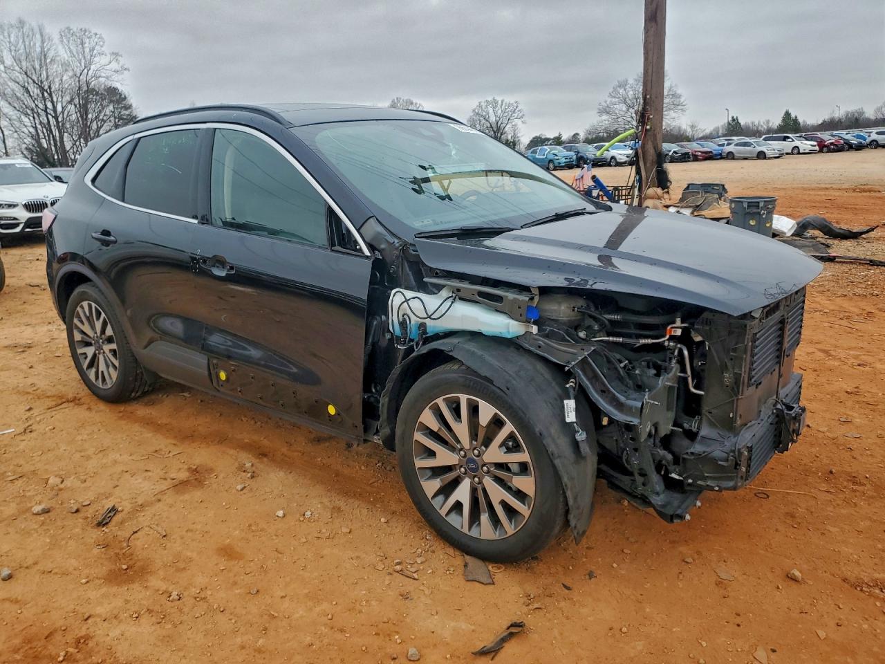 Ford Escape Titanium Image 8