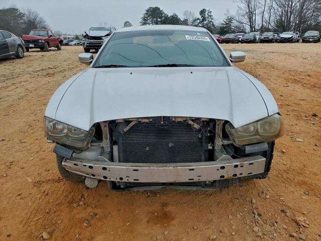 Dodge Charger Se Image 3