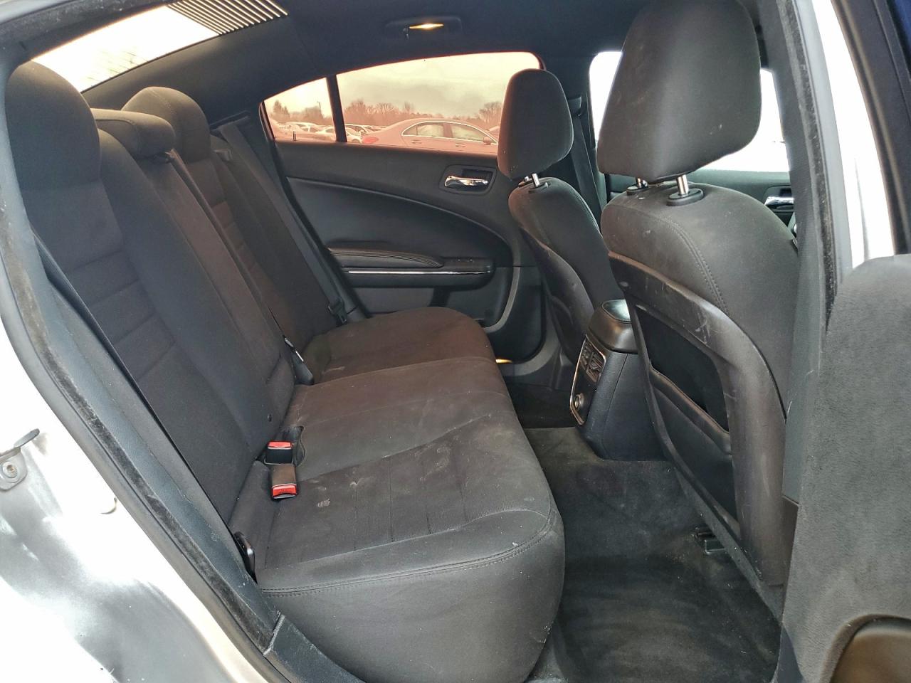 Dodge Charger Se Image 9