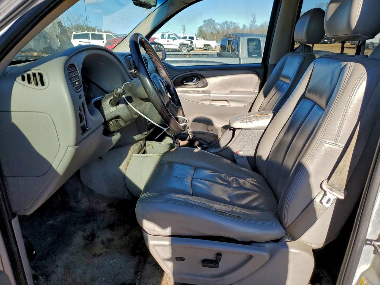 Chevrolet Trailblazer Ls Image 2