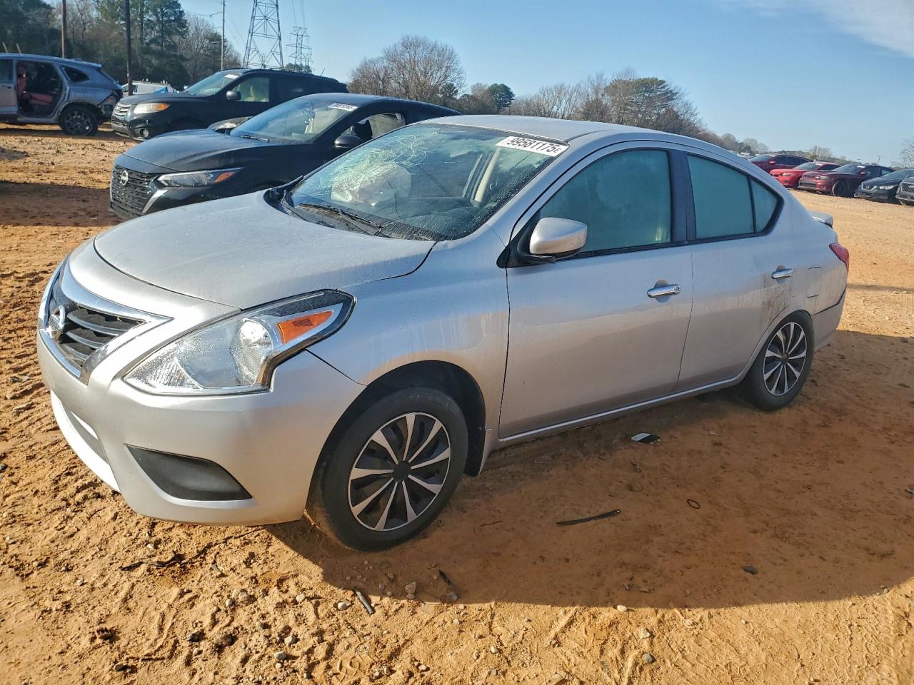 Nissan Versa S Image 1