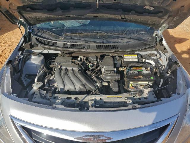 Nissan Versa S Image 10